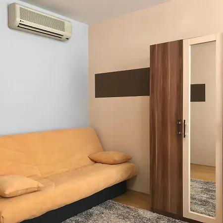 Gyongyvirag Apartman Apartament *